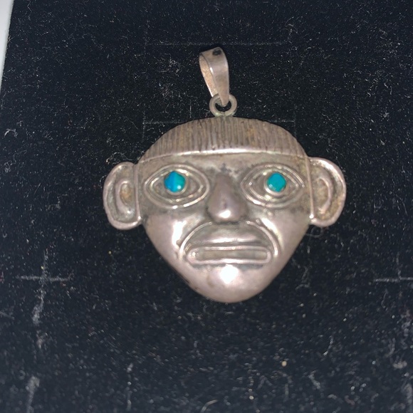 Free shipping! 90s Vintage Silver Pendant ~Señor de Sipan~ ~northern Peru~ Inca